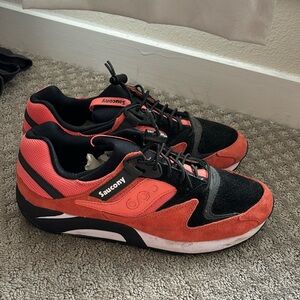Saucony Grid 9000’s.